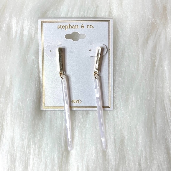 NEW Stephan & Co White and Silver Long Earrings - Picture 1 of 3